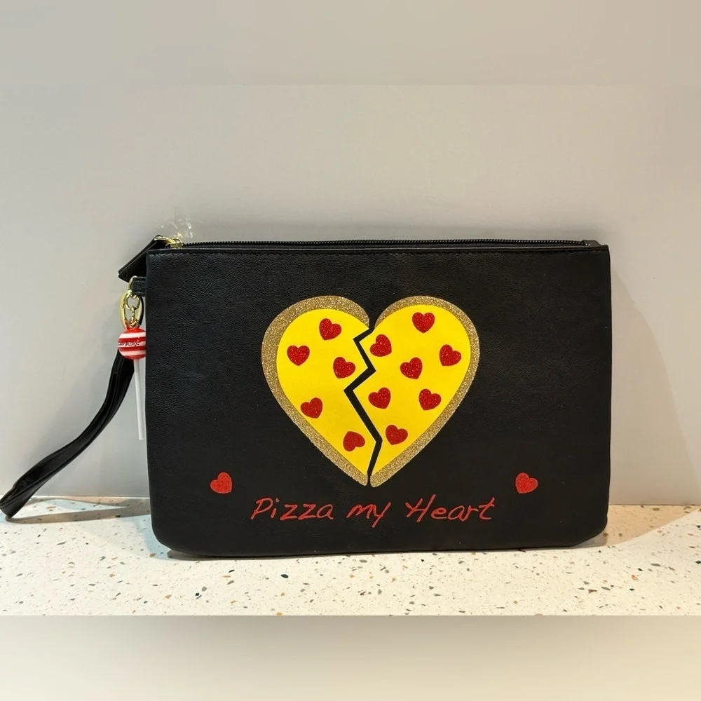 Betsy Johnson‎ Pizza My Heart Wristlet Clutch
